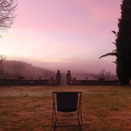 Les Pierres Lotoises - Chambre Dhotes Le Pigeonnier Reilhaguet Extérieur photo